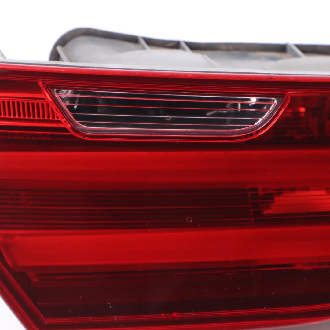 Rück Leuchte BMW F06 F12 F13 Rückleuchte Im Koffer Raum Deckel Links für mit Teilenummer 7210579 Rück Leuchte BMW F06 F12 F13 Rückleuchte Im Koffer Raum Deckel Links - SKU 7210579 - Teilenummer 7210579