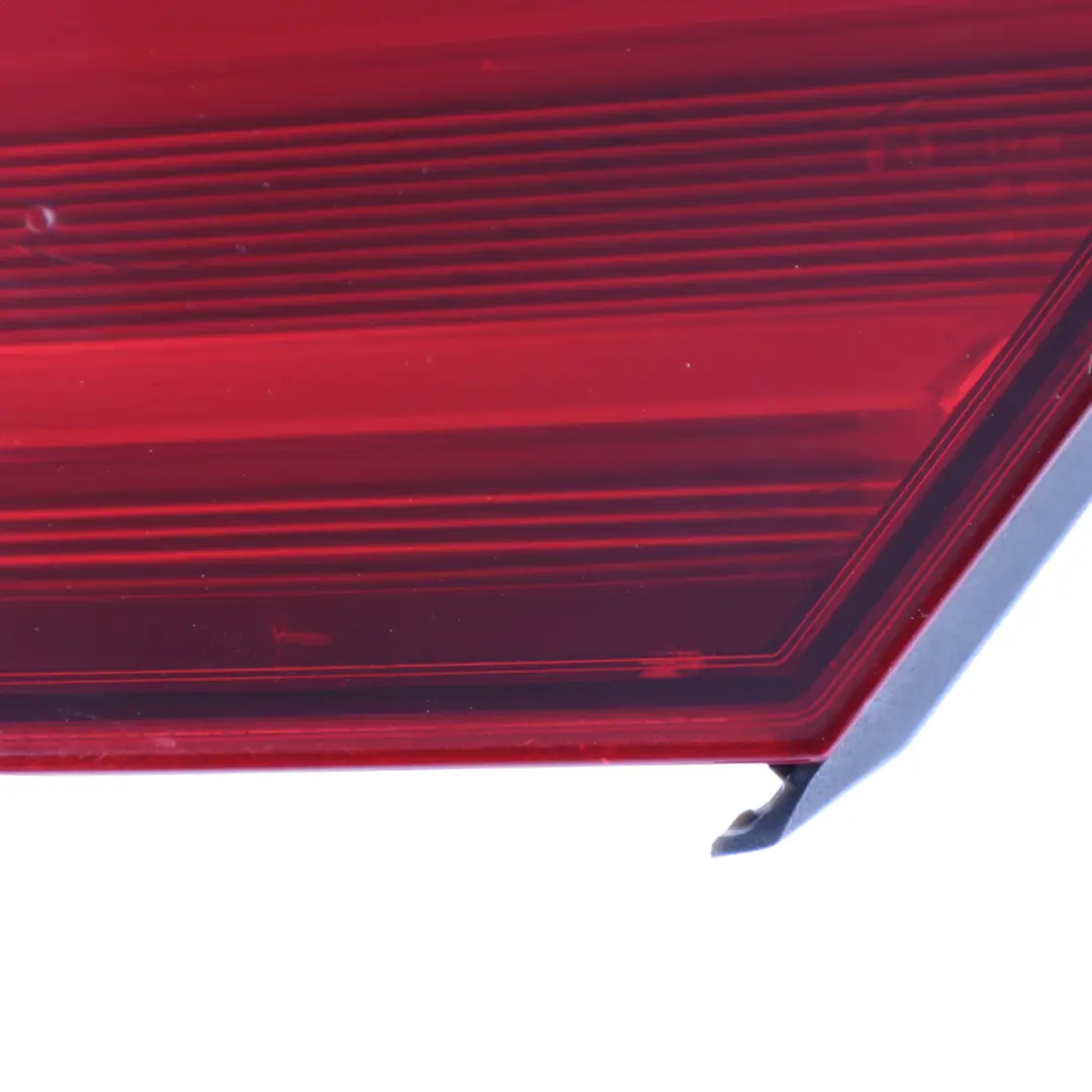 Lampe arrière droite Lampe coffre Couvercle hayon pour BMW F06 F12 F13 à propos du numéro de pièce 7210580 BMW F06 F12 F13 Lampe arrière droite Lampe coffre Couvercle hayon - SKU 7210580 - Numéro de pièce 7210580