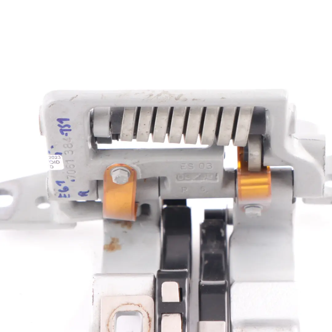 BMW E61 LCI Maletero Tapa Portón Trasero Bisagra Derecha Titanium Silver - SKU 7210668-TS - Número de pieza 7210668