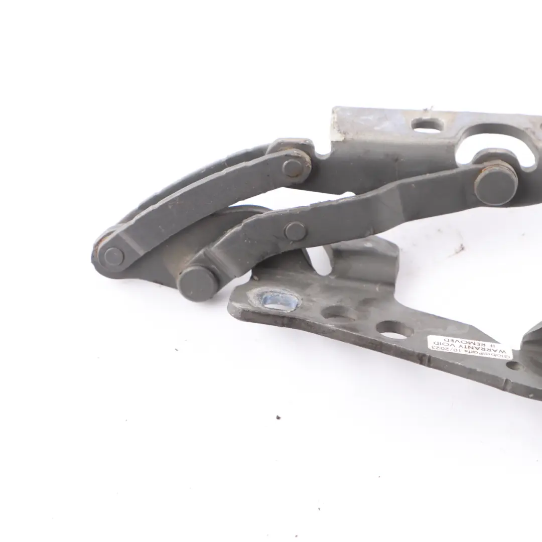 Hood Bonnet Hinge Front Right O/S Stratus Pearl - 440 7064160 to BMW E63 E64 with Part number 7210670 BMW E63 E64 Hood Bonnet Hinge Front Right O/S Stratus Pearl - 440 7064160 - SKU 7210670-SRT - Part number 7210670