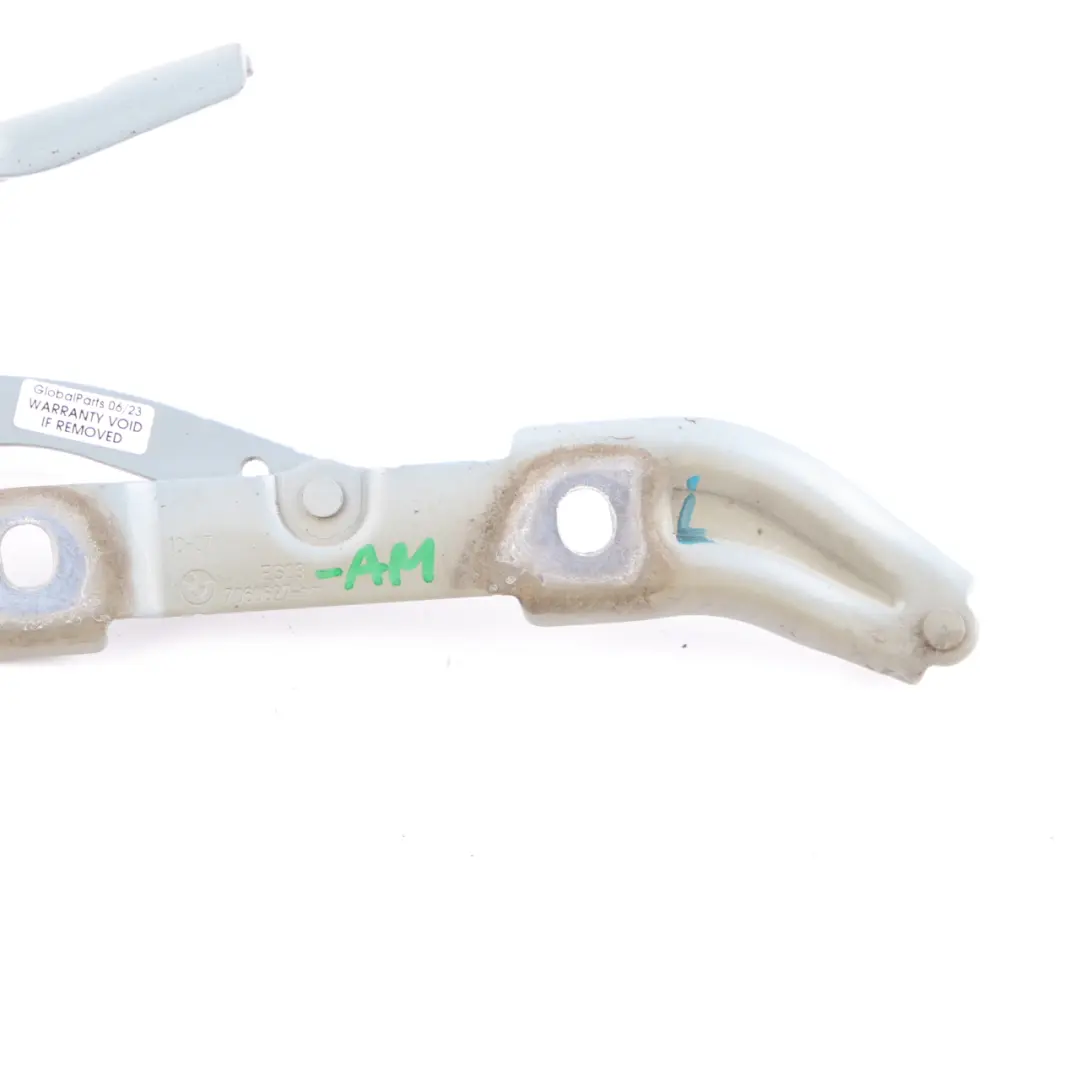 Cerniera bagagliaio BMW E90 E92 posteriore sinistra Arctic Metallic 7060627 per con numero di parte 7210675 Cerniera bagagliaio BMW E90 E92 posteriore sinistra Arctic Metallic 7060627 - SKU 7210675-AM - Numero di parte 7210675