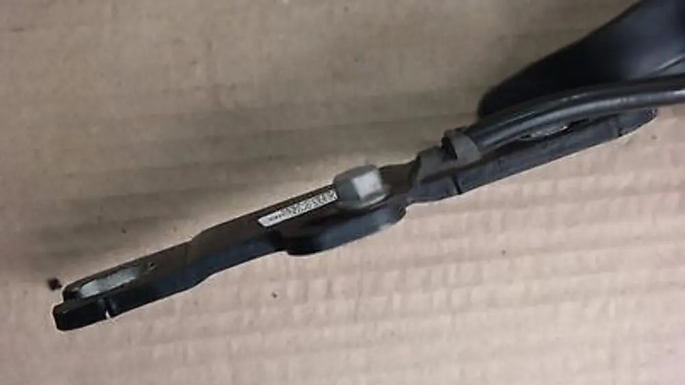 BMW 3 Series E90 E91 E92 Engine Hood Bonnet Left Hinge N/S Black Sapphire 475 - SKU 7210677 - Part number 7210677