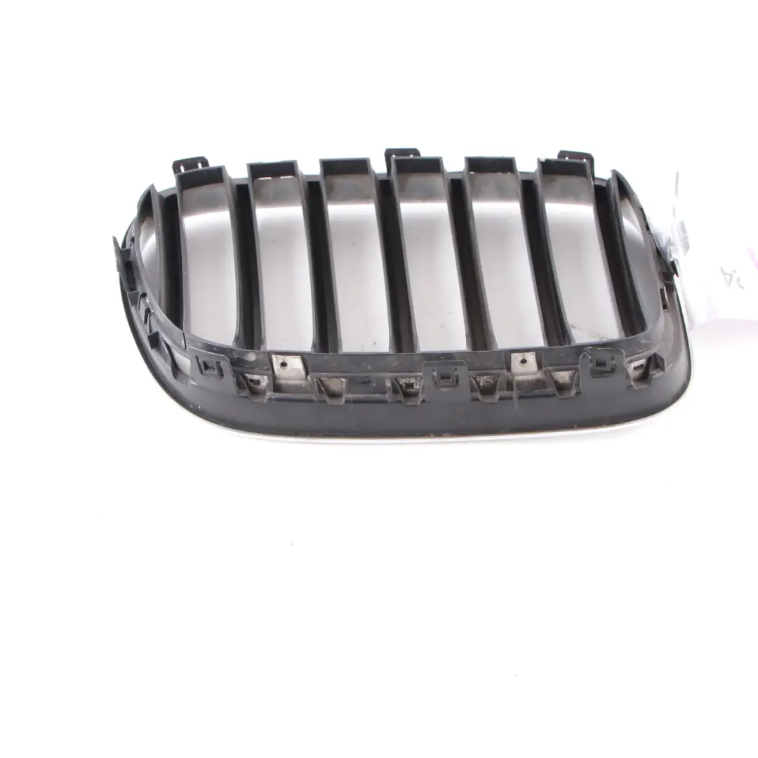 Griglia Paraurti Anteriore Presa D'Aria Rene Sinistro Cromata per BMW X3 F25 con numero di parte 7210725 BMW X3 F25 Griglia Paraurti Anteriore Presa D'Aria Rene Sinistro Cromata - SKU 7210725-1 - Numero di parte 7210725