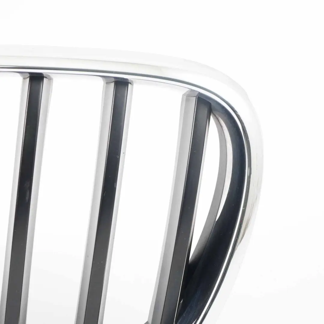 Griglia paraurti anteriore BMW X3 F25 Pannello sinistra nero cromato per con numero di parte 7210725 Griglia paraurti anteriore BMW X3 F25 Pannello sinistra nero cromato - SKU 7210725 - Numero di parte 7210725