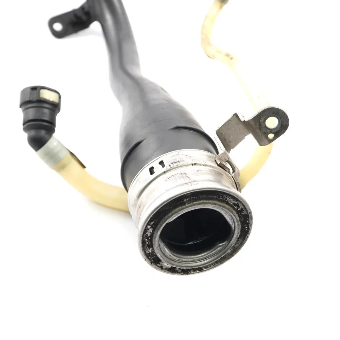 BMW F13 Connecteur Remplissage Réservoir Tuyau Réservoir Clip Carburant - SKU 7210790 - Numéro de pièce 7210790