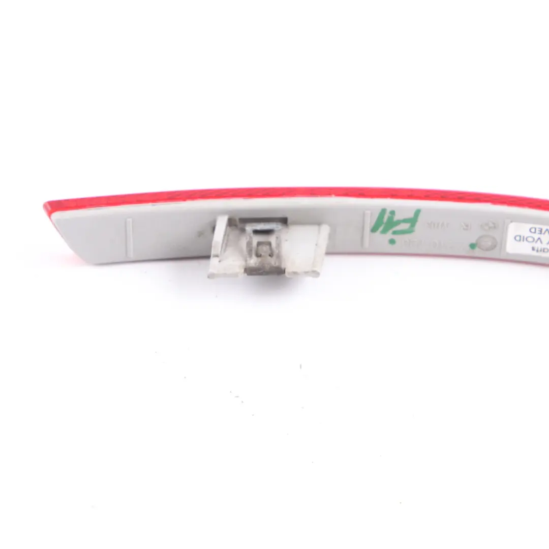 Lamp Reflector Rear Right O/S Bumper Trim Reflection Red to BMW F11 with Part number 7210796 BMW F11 Lamp Reflector Rear Right O/S Bumper Trim Reflection Red - SKU 7210796 - Part number 7210796