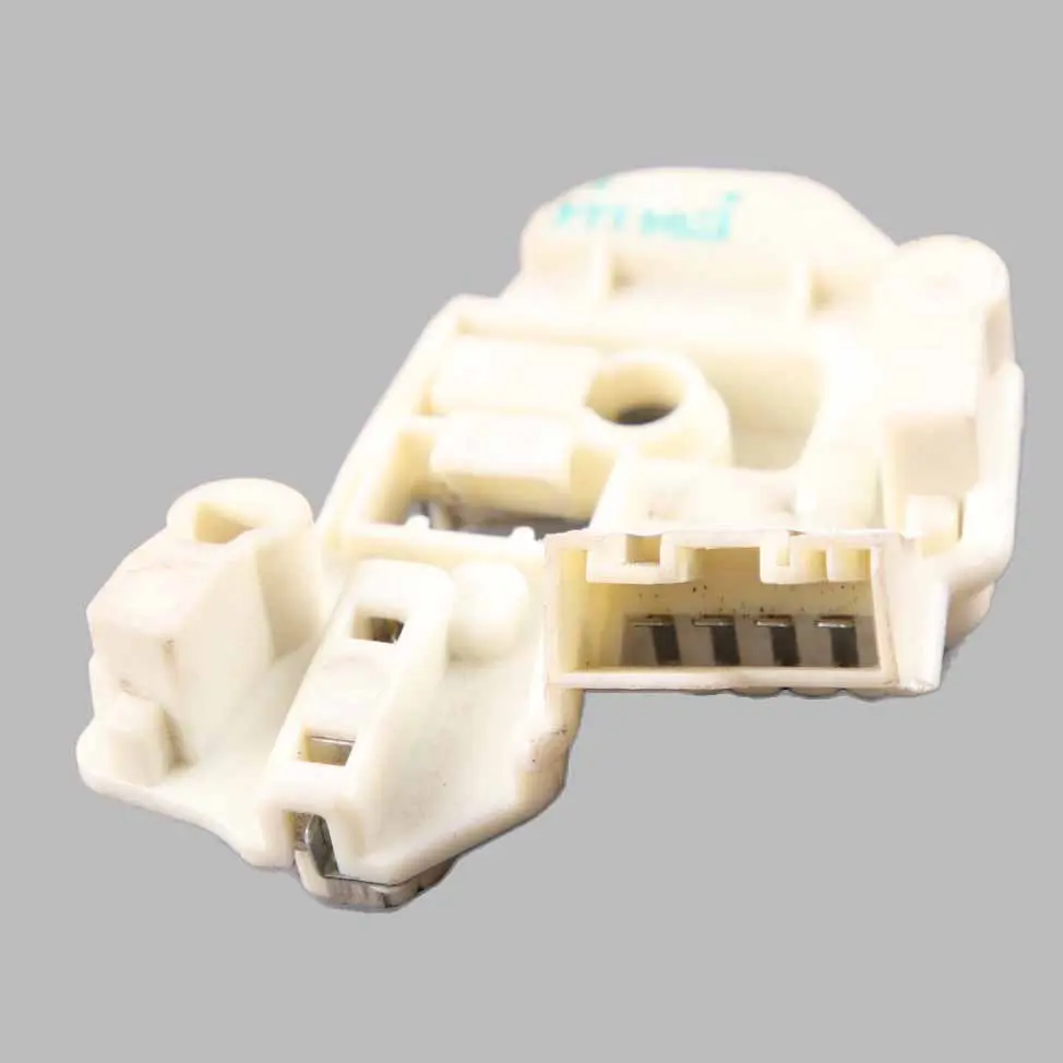 Portalámparas Tapa Maletero Trasero Izquierdo Lámpara para BMW E91 LCI con número de pieza 7211215 BMW E91 LCI Portalámparas Tapa Maletero Trasero Izquierdo Lámpara - SKU 7211215 - Número de pieza 7211215