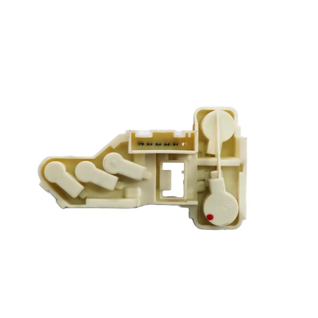 Douille d'ampoule Support d'ampoule arriere Panneau eclairage Droit pour BMW E91 LCI à propos du numéro de pièce 7211218 BMW E91 LCI Douille d'ampoule Support d'ampoule arriere Panneau eclairage Droit - SKU 7211218 - Numéro de pièce 7211218