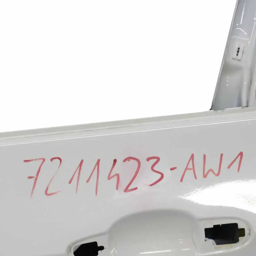 BMW X5 E70 Door Front Left N/S Alpinweiss Alpine White 3 - 300 - SKU 7211423-AW1 - Part number 7211423