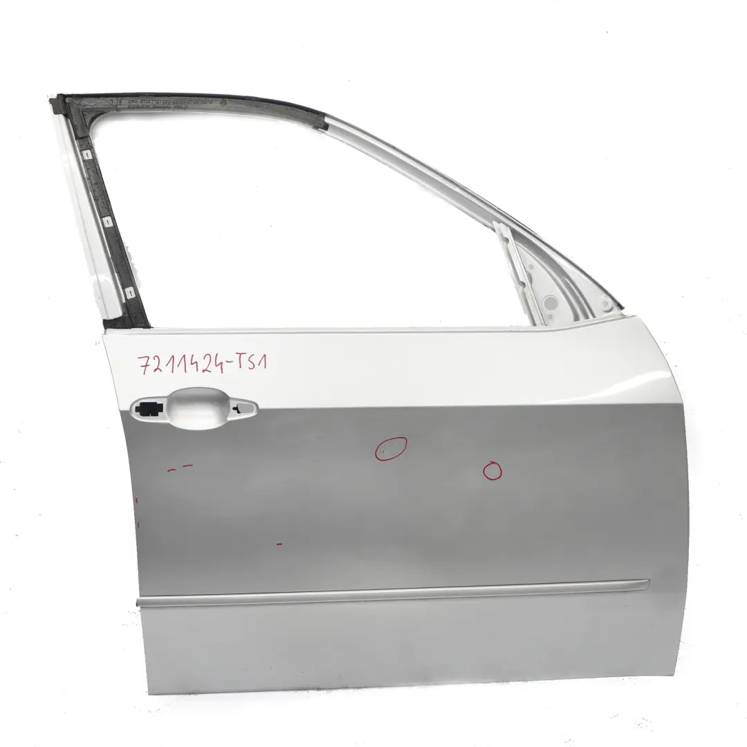 Door Front Right O/S Titansilber Titan Silver Metallic - 354 to BMW X5 E70 with Part number 7211424 BMW X5 E70 Door Front Right O/S Titansilber Titan Silver Metallic - 354 - SKU 7211424-TS1 - Part number 7211424