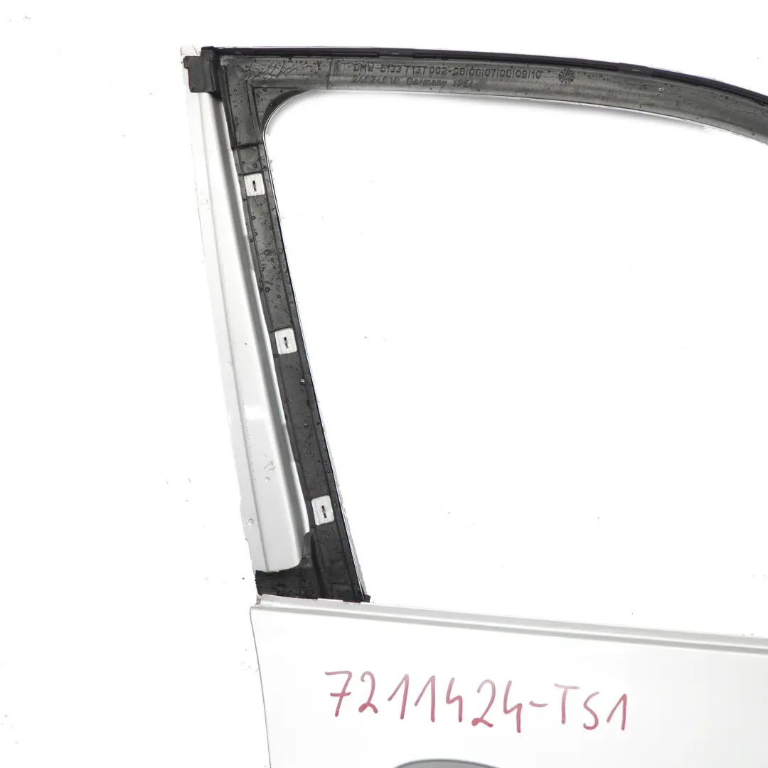 Puerta Delantera Derecha Titansilber Titan Silver Metallic - 354 para BMW X5 E70 con número de pieza 7211424 BMW X5 E70 Puerta Delantera Derecha Titansilber Titan Silver Metallic - 354 - SKU 7211424-TS1 - Número de pieza 7211424