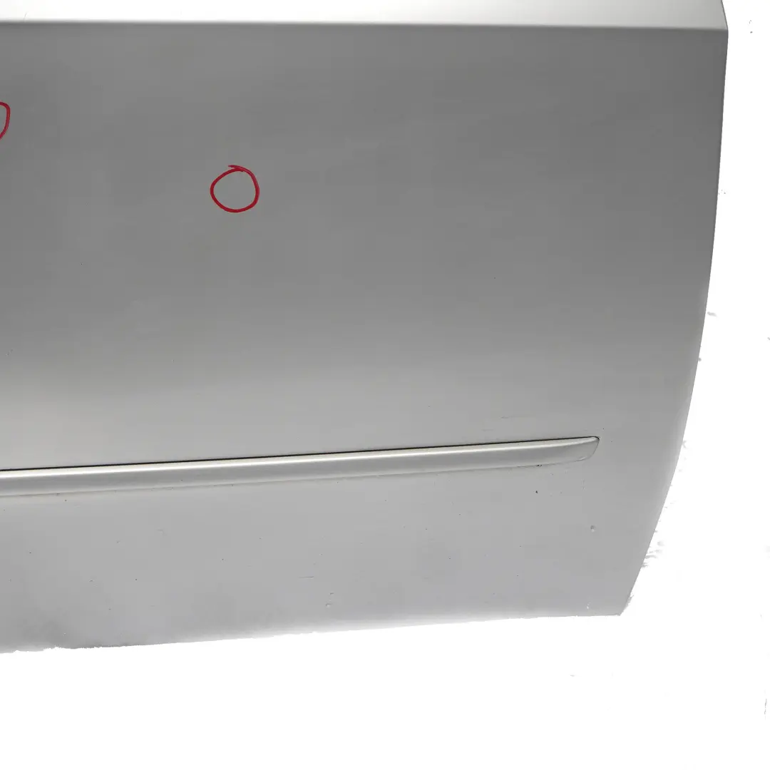 Puerta Delantera Derecha Titansilber Titan Silver Metallic - 354 para BMW X5 E70 con número de pieza 7211424 BMW X5 E70 Puerta Delantera Derecha Titansilber Titan Silver Metallic - 354 - SKU 7211424-TS1 - Número de pieza 7211424