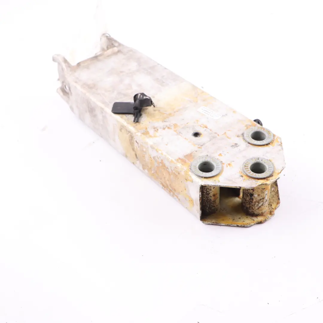 Paraurti Supporto trasversale destro Adattatore per BMW F12 F13 con numero di parte 7211486 BMW F12 F13 Paraurti Supporto trasversale destro Adattatore - SKU 7211486-1 - Numero di parte 7211486