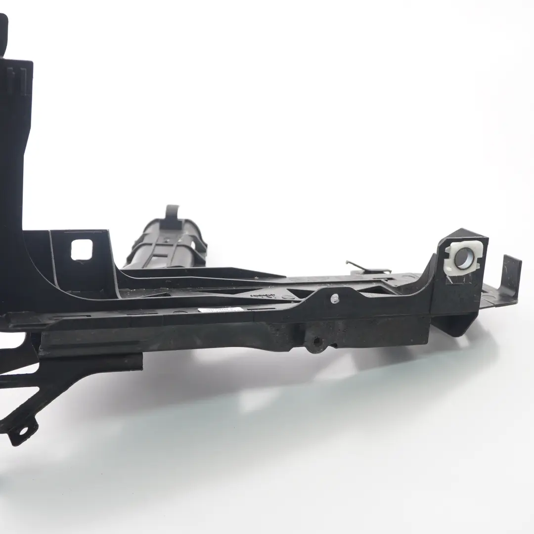 Staffa faro BMW F06 F12 F13 Supporto supporto portante anteriore destro per con numero di parte 7211520 Staffa faro BMW F06 F12 F13 Supporto supporto portante anteriore destro - SKU 7211520 - Numero di parte 7211520