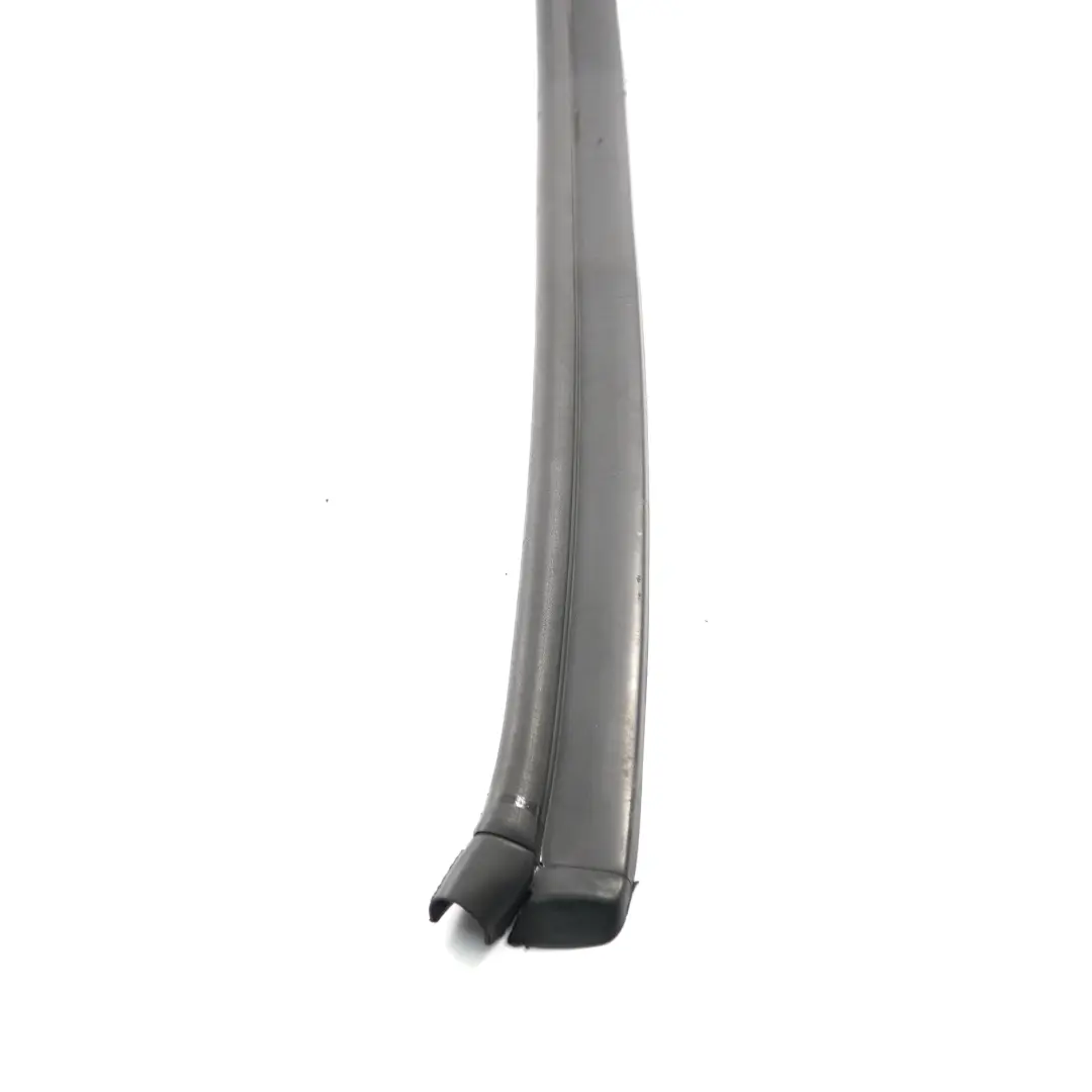 BMW F06 F12 F13 Guarnizione del cofano motore anteriore di tenuta - SKU 7211920 - Numero di parte 7211920