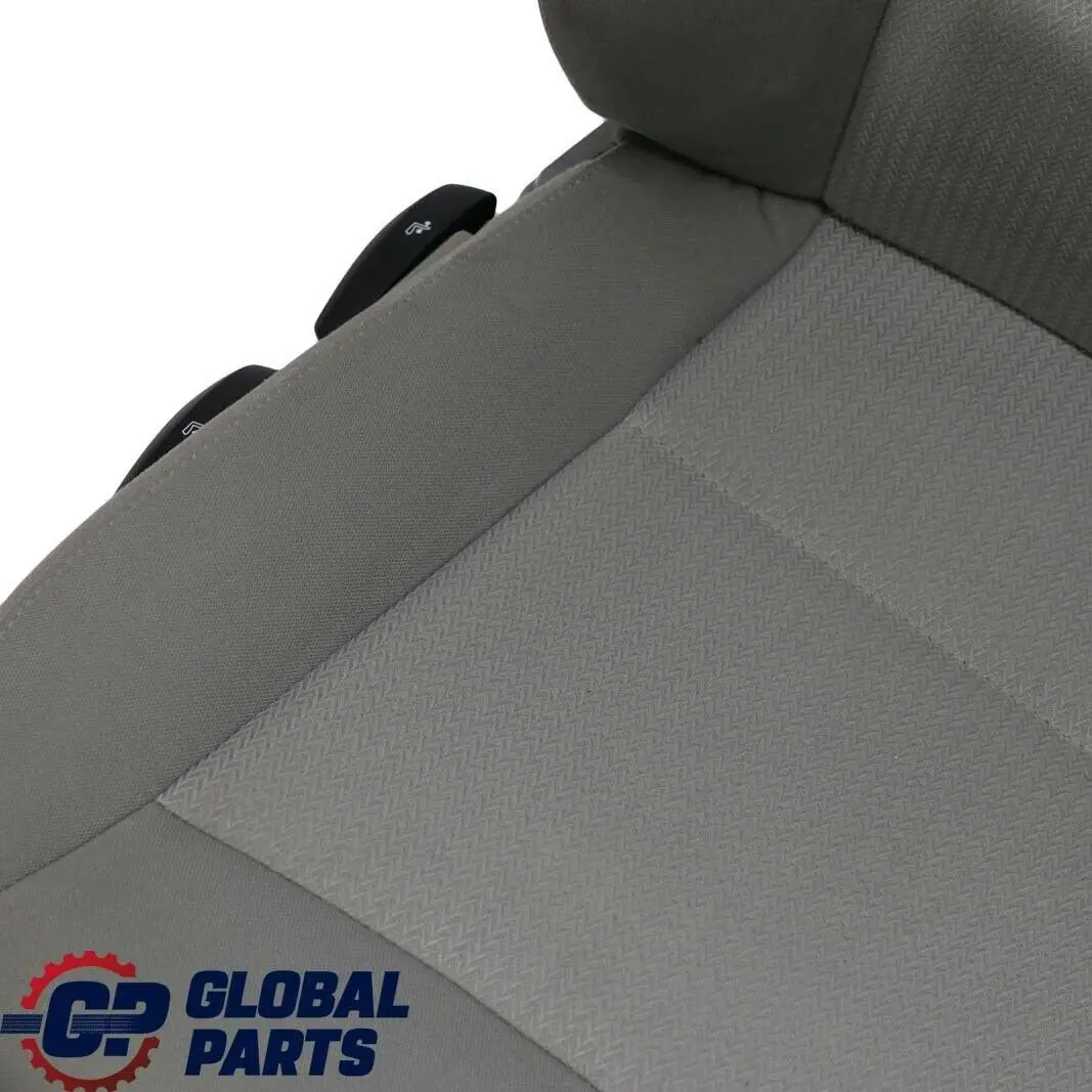 Fotel Prawy Przód Materiał Szary do BMW E90 E91 LCI o numerze 7212158 BMW E90 E91 LCI Fotel Prawy Przód Materiał Szary - SKU 7212158 - Numer Części 7212158