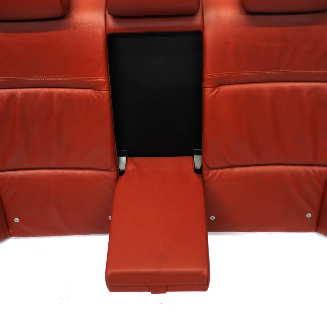 Housse de siège arrière en cuir rouge marron Rotbraun pour BMW E90 LCI à propos du numéro de pièce 7212274 BMW E90 LCI Housse de siège arrière en cuir rouge marron Rotbraun - SKU 7212274 - Numéro de pièce 7212274