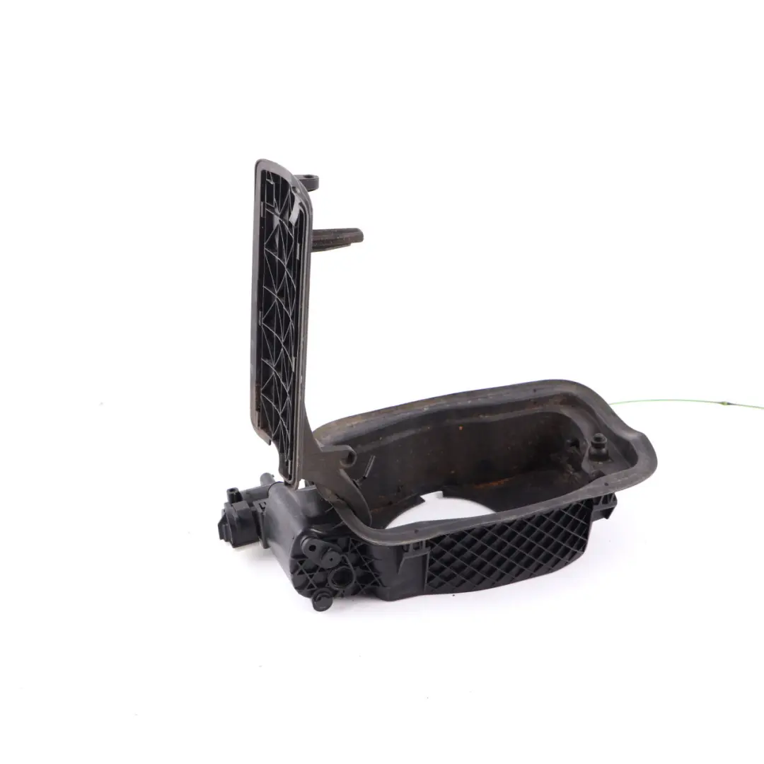 BMW X3 F25 Osłona Klapka Wlewu Paliwa - SKU 7213035-1 - Numer Części 7213035