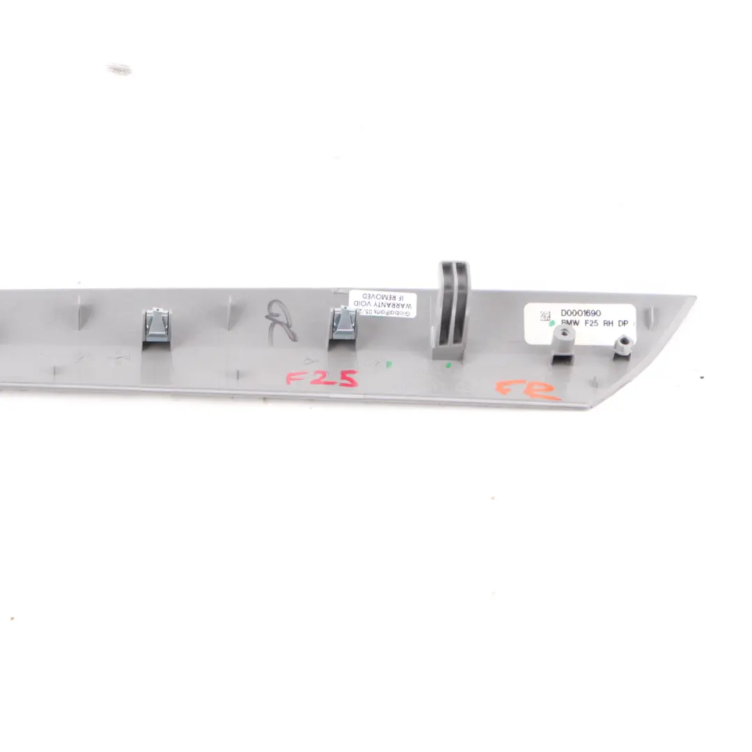 BMW X3 F25 Türleistenabdeckung Trim vorne rechts Satinsilber Matt - SKU 7213072 - Teilenummer 7213072