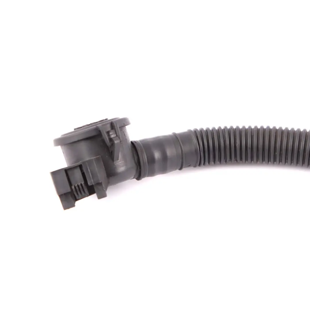 Wlew Zbiornika Płynu Spryskiwaczy do BMW F25 F26 o numerze 7213278 BMW F25 F26 Wlew Zbiornika Płynu Spryskiwaczy - SKU 7213278 - Numer Części 7213278