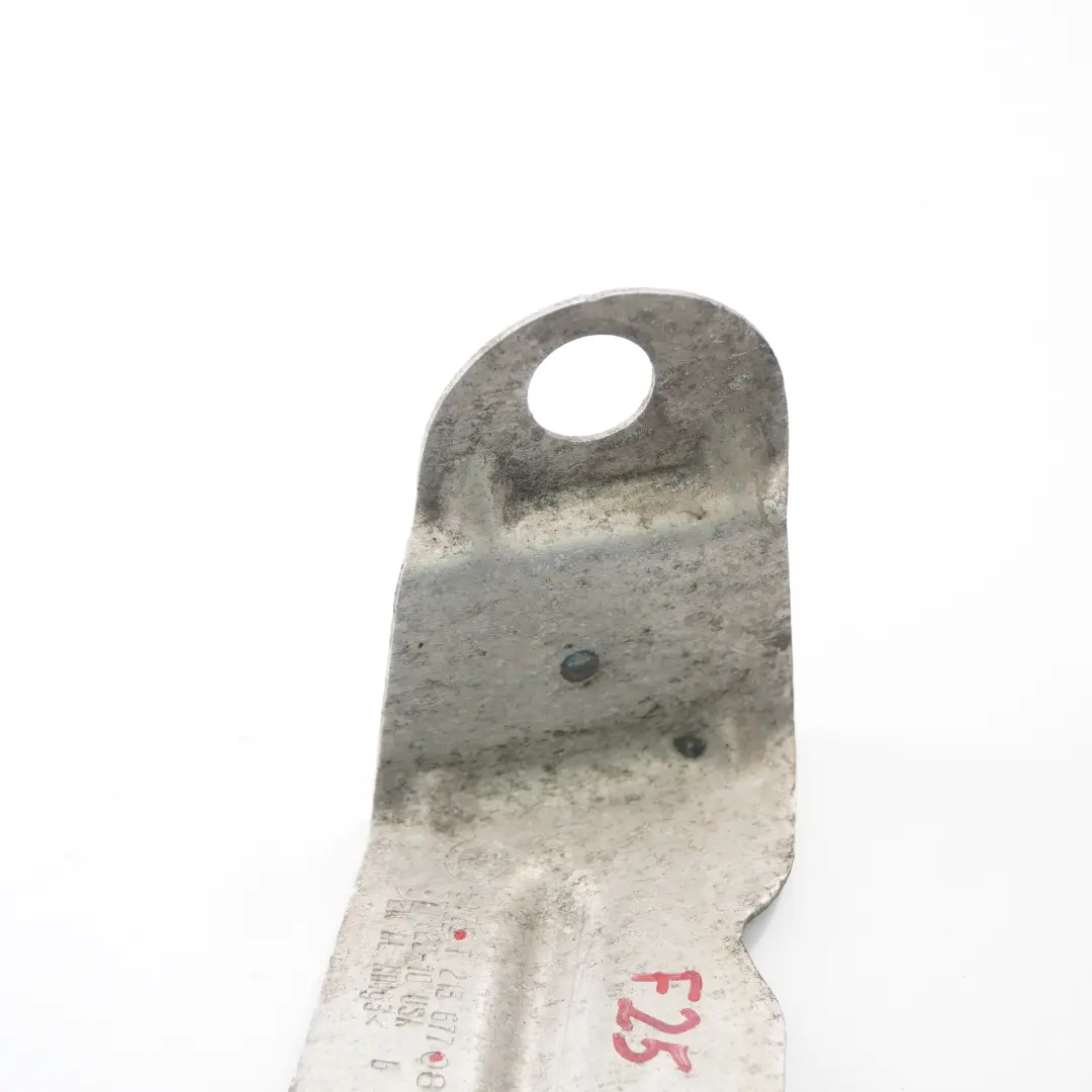 Staffa Sottoscocca pannellatura esterna anteriore sinistra per BMW X3 F25 con numero di parte 7213677 BMW X3 F25 Staffa Sottoscocca pannellatura esterna anteriore sinistra - SKU 7213677 - Numero di parte 7213677