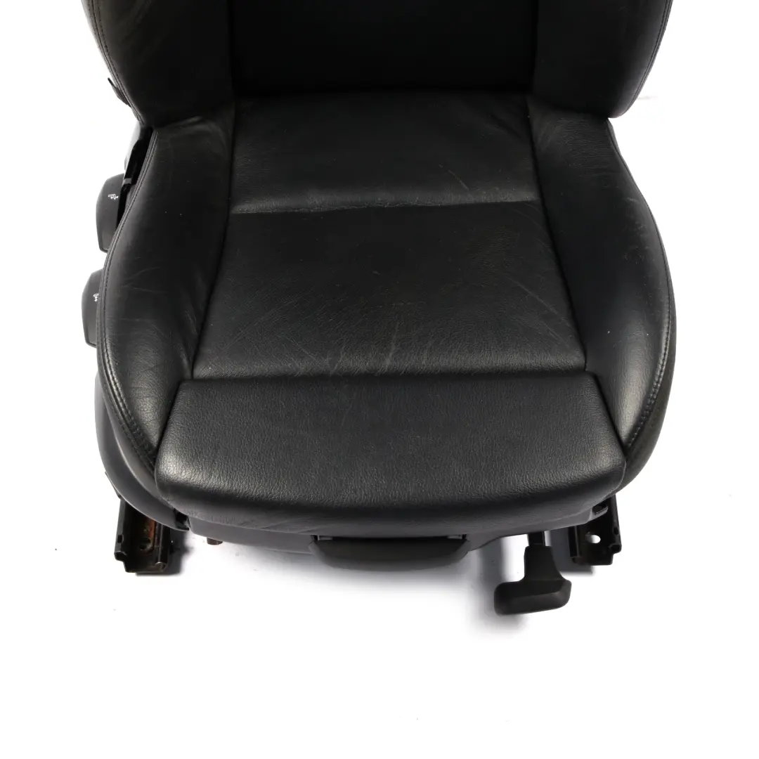  Front Seat BMW Z4 E89 Roadster Sport Heated Right O/S Black Leather Kansas - SKU 7213944 - Part number 7213944