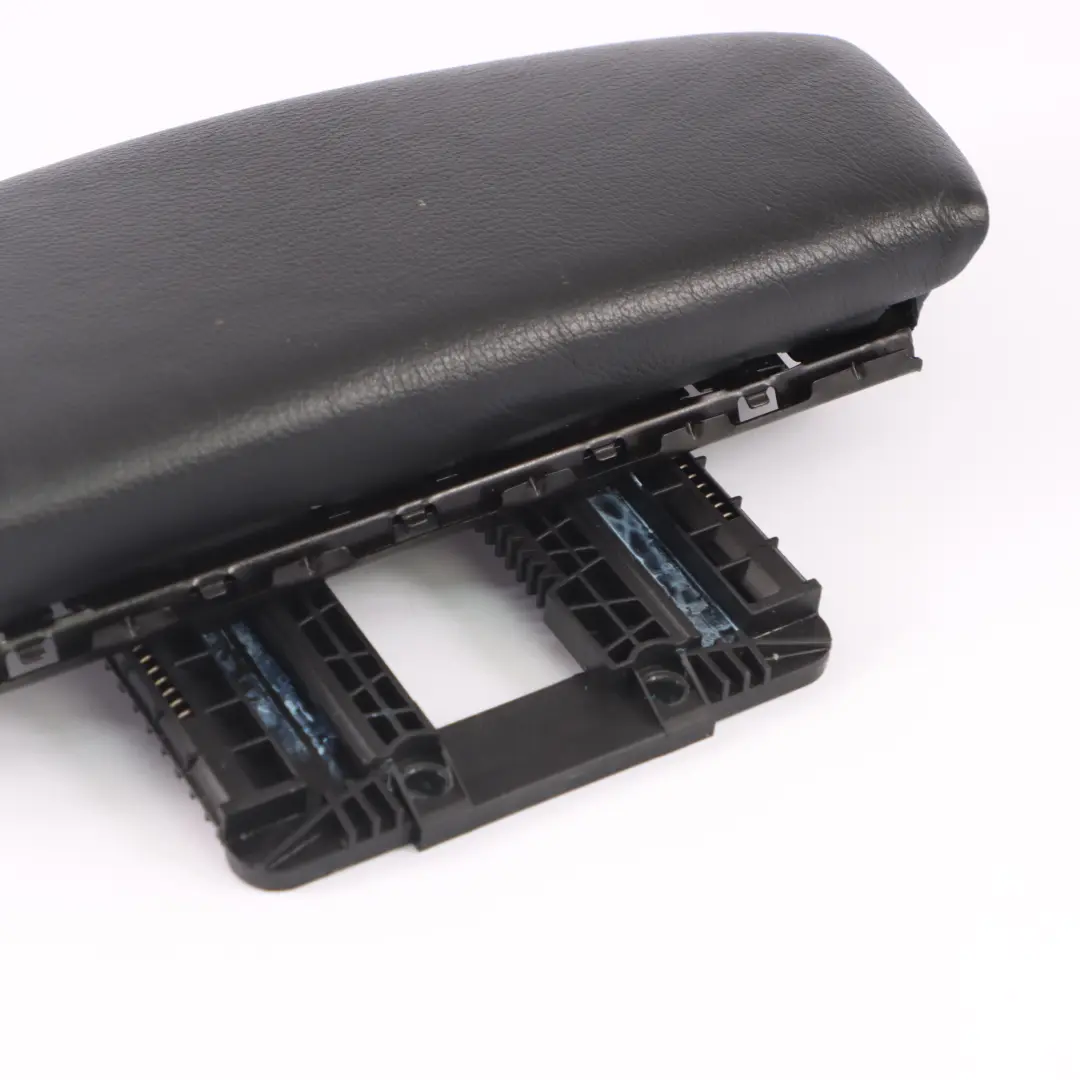 Soporte para muslos Funda asiento delantero cuero Kansas Negro para BMW Z4 E89 con número de pieza 7213989 BMW Z4 E89 Soporte para muslos Funda asiento delantero cuero Kansas Negro - SKU 7213989 - Número de pieza 7213989