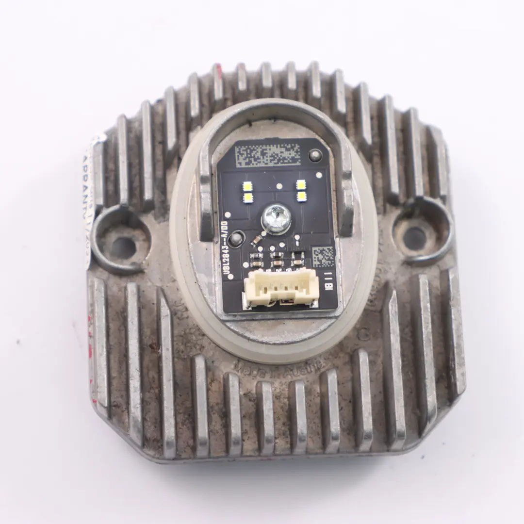 Moduł Przedniech Świateł Dziennych LED Adaptacyjnych do BMW G30 o numerze 7214934 BMW G30 Moduł Przedniech Świateł Dziennych LED Adaptacyjnych - SKU 7214934 - Numer Części 7214934