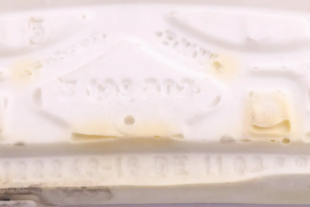 BMW Z4 Series E89 Front Seat Heater Element Thigh Support M-Sport - SKU 7216206 - Part number 7216206