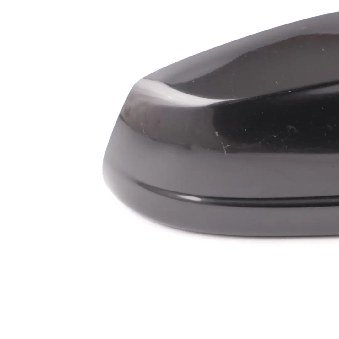 Wing Espejo Cubierta Tapa Izquierda Negro Zafiro Metálico 475 para BMW F10 F11 con número de pieza 7216370 BMW F10 F11 Wing Espejo Cubierta Tapa Izquierda Negro Zafiro Metálico 475 - SKU 7216370-BS - Número de pieza 7216370