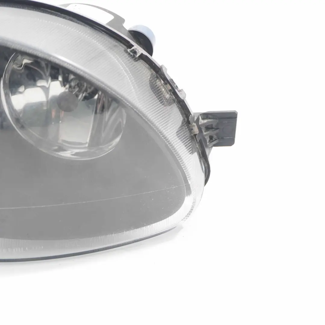 BMW F10 F11 Pare-chocs avant cote droite - SKU 7216886 - Numéro de pièce 7216886