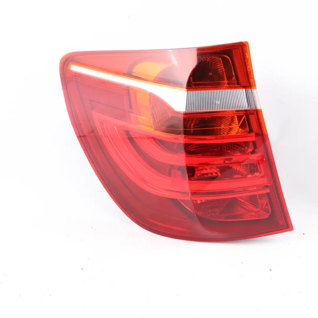 Garniture De Feu Arrière Gauche pour BMW X3 F25 à propos du numéro de pièce 7217305 BMW X3 F25 Garniture De Feu Arrière Gauche - SKU 7217305 - Numéro de pièce 7217305