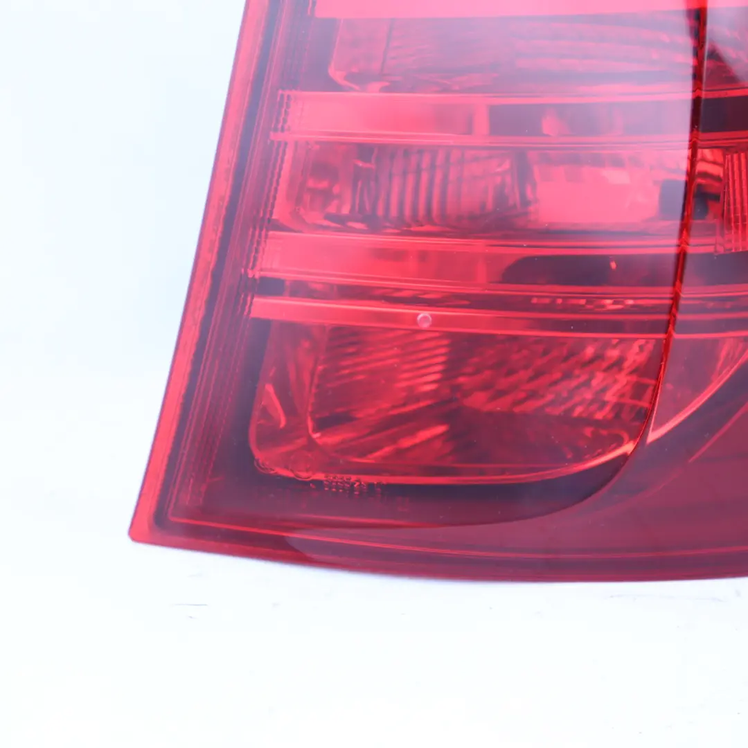 BMW X3 F25 Lampa Tylna Zewnętrzna Prawy Tył - SKU 7217306 - Numer Części 7217306