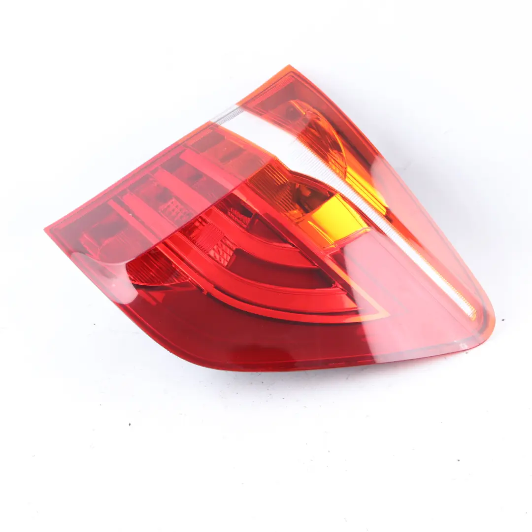 Fanale Posteriore BMW X3 F25 Lampada Trim Pannello Laterale Destro per con numero di parte 7217306 Fanale Posteriore BMW X3 F25 Lampada Trim Pannello Laterale Destro - SKU 7217306 - Numero di parte 7217306