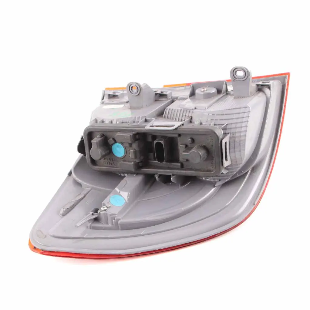 Lampada posteriore a LED nel pannello laterale destro per BMW X3 F25 con numero di parte 7217312 BMW X3 F25 Lampada posteriore a LED nel pannello laterale destro - SKU 7217312 - Numero di parte 7217312