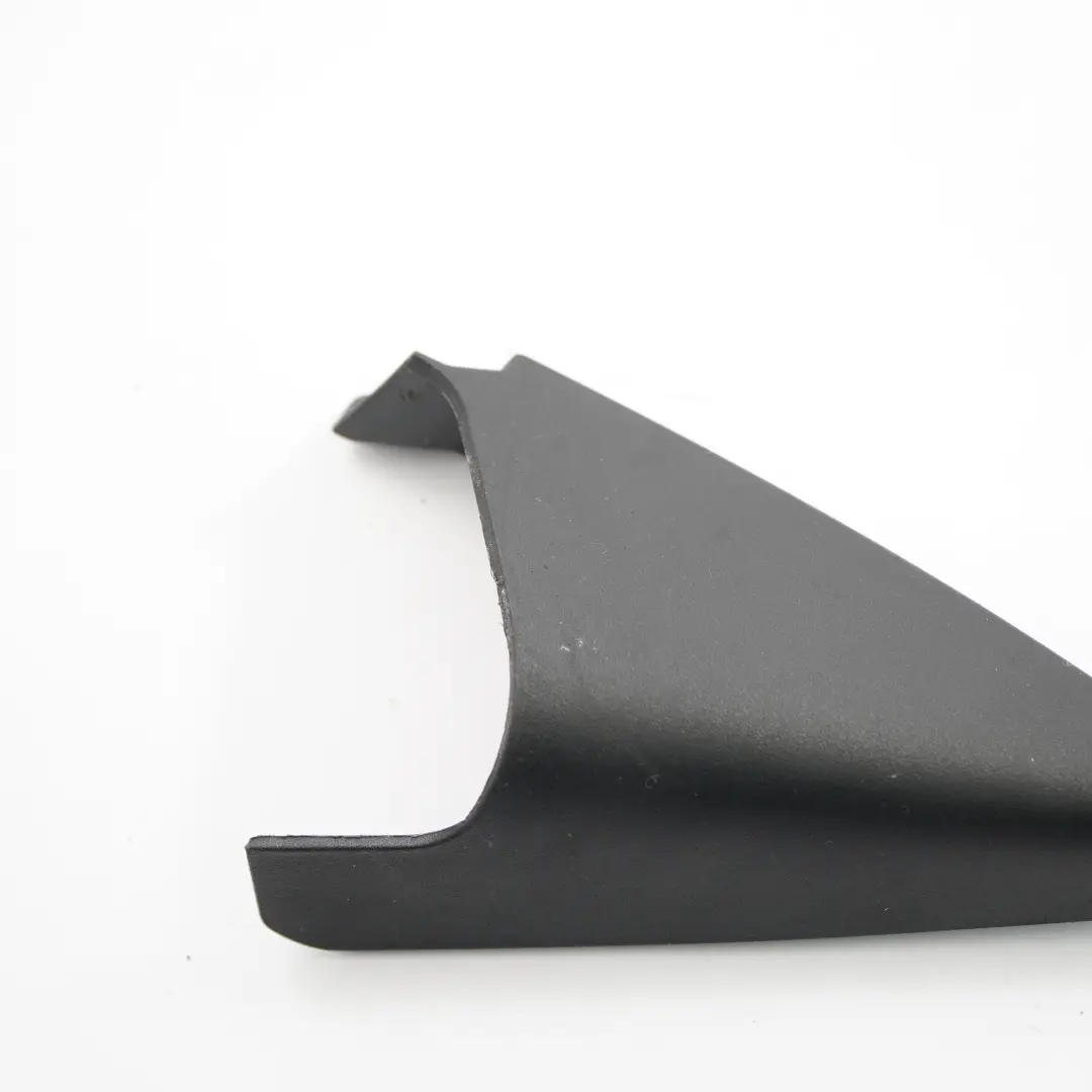 Trim BMW F13 F12 F06 Moulure d'angle porte avant intérieure droite noire pour à propos du numéro de pièce 7217490 Trim BMW F13 F12 F06 Moulure d'angle porte avant intérieure droite noire - SKU 7217490 - Numéro de pièce 7217490
