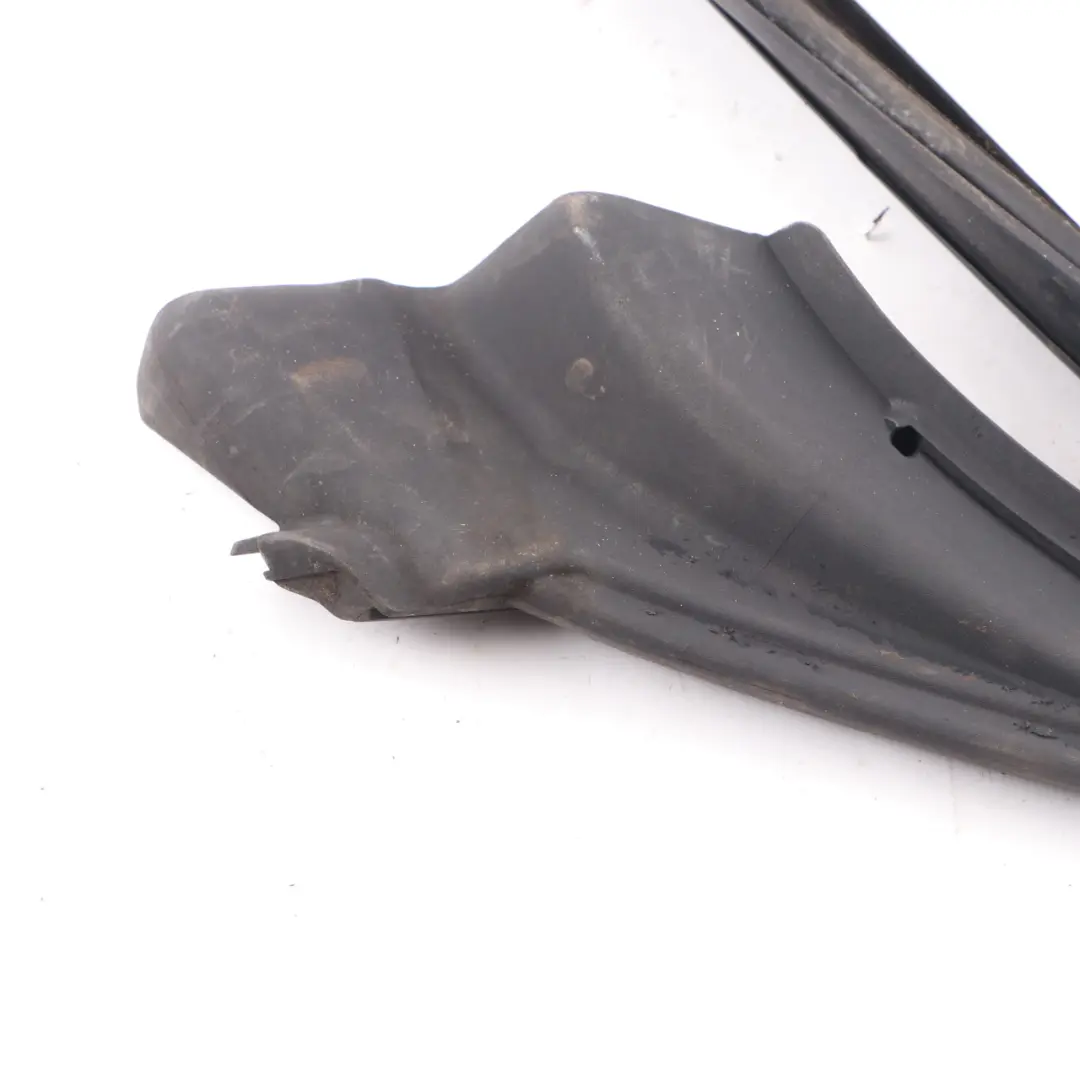 Embellecedor Puerta Izquierda Guía Ventana Sellado para BMW F06 F12 F13 con número de pieza 7217491 BMW F06 F12 F13 Embellecedor Puerta Izquierda Guía Ventana Sellado - SKU 7217491 - Número de pieza 7217491