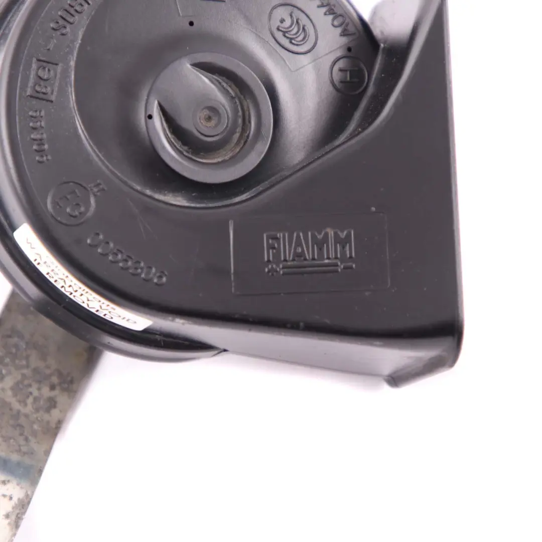 Klakson Sygnał Dźwiękowy Wysokotonowy do BMW X3 F25 X4 F26 o numerze 7217703 BMW X3 F25 X4 F26 Klakson Sygnał Dźwiękowy Wysokotonowy - SKU 7217703 - Numer Części 7217703