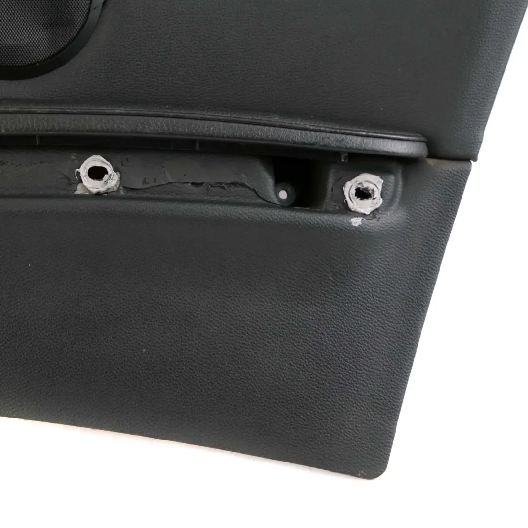 Pannello Rivestimento Laterale O/S Posteriore Destro Pelle Nera per BMW E93 Cabrio con numero di parte 7218928 BMW E93 Cabrio Pannello Rivestimento Laterale O/S Posteriore Destro Pelle Nera - SKU 7218928-2 - Numero di parte 7218928