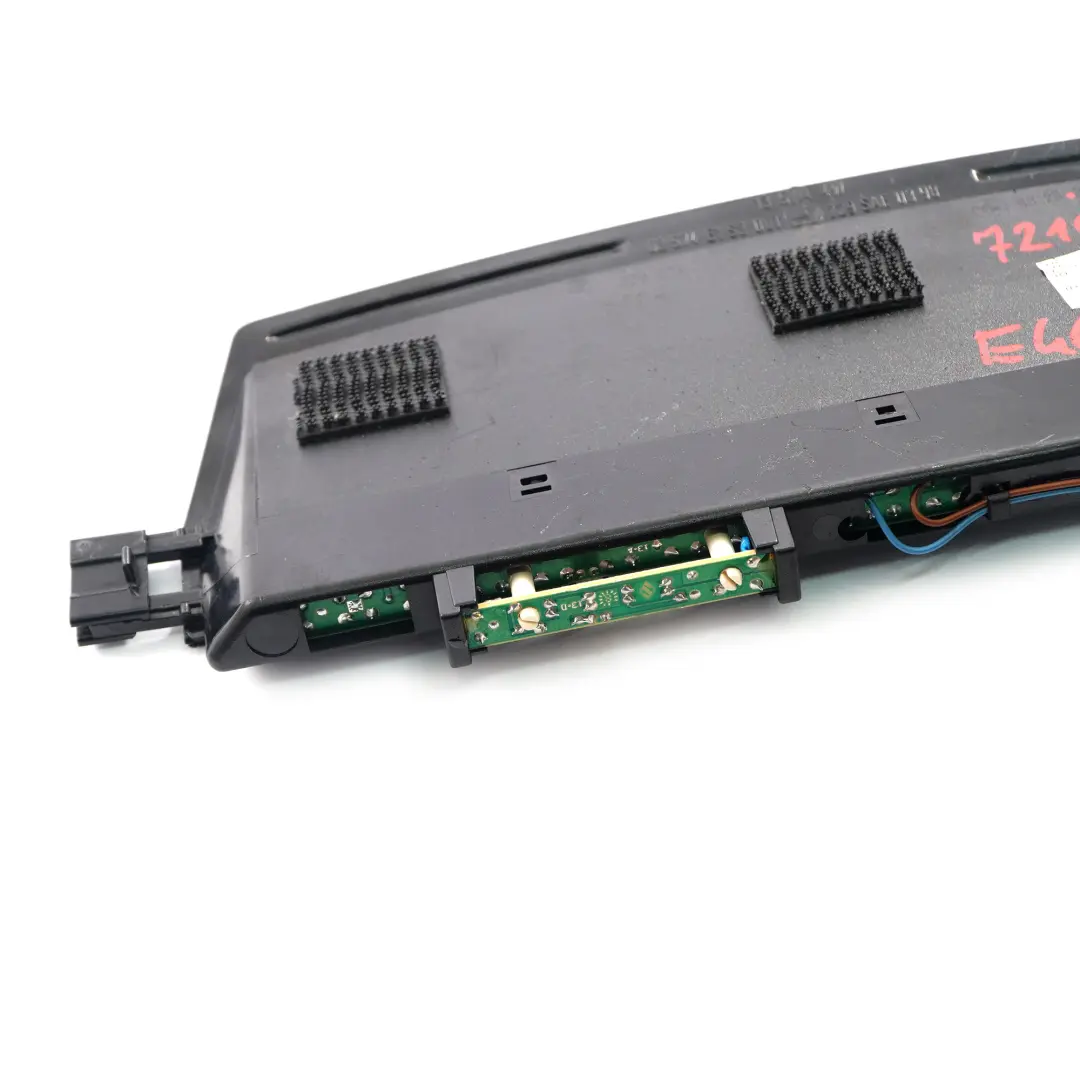 Bremslicht hinten Dritte Bremsleuchte Mitte leuchte Schwarz 8375495 für BMW E46 mit Teilenummer 7219086 BMW E46 Bremslicht hinten Dritte Bremsleuchte Mitte leuchte Schwarz 8375495 - SKU 7219086 - Teilenummer 7219086