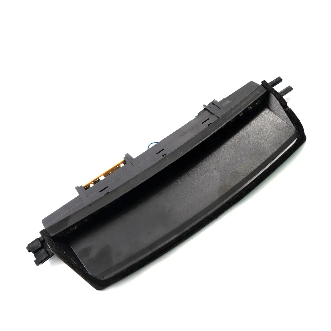 Luz de Freno Trasera Tercera Luz de Freno Central Negro 8375495 para BMW E46 con número de pieza 7219086 BMW E46 Luz de Freno Trasera Tercera Luz de Freno Central Negro 8375495 - SKU 7219086 - Número de pieza 7219086