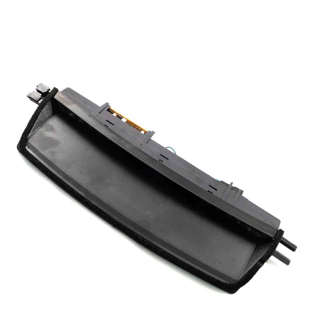 Bremslicht hinten Dritte Bremsleuchte Mitte leuchte Schwarz 8375495 für BMW E46 mit Teilenummer 7219086 BMW E46 Bremslicht hinten Dritte Bremsleuchte Mitte leuchte Schwarz 8375495 - SKU 7219086 - Teilenummer 7219086