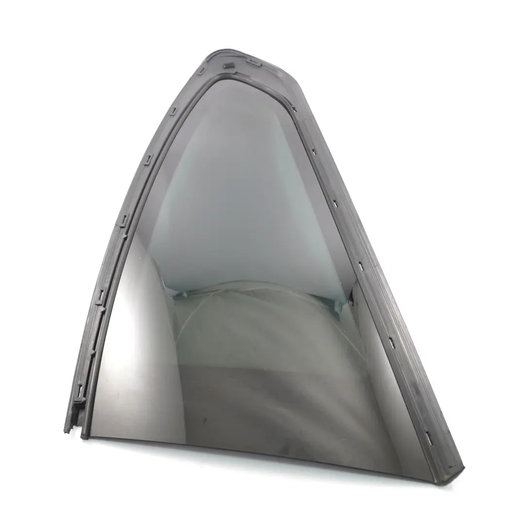 Lado Ventana Cuarto Vidrio Trasero Izquierdo Vidrio Verde AS3 para BMW F13 con número de pieza 7219889 BMW F13 Lado Ventana Cuarto Vidrio Trasero Izquierdo Vidrio Verde AS3 - SKU 7219889 - Número de pieza 7219889