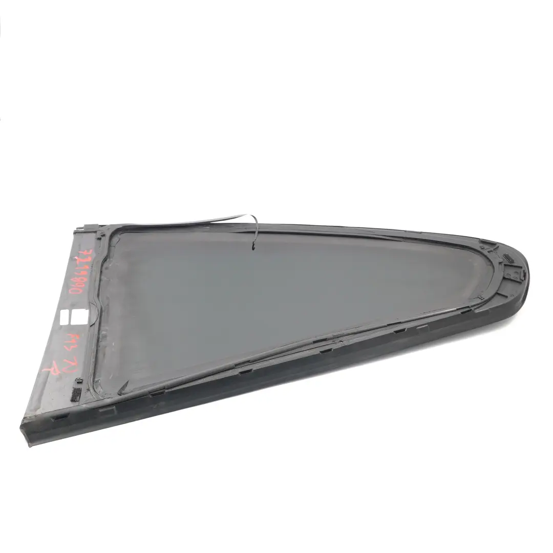 Ventana lateral cuarto de cristal trasero derecho verde AS3 para BMW F13 con número de pieza 7219890 BMW F13 Ventana lateral cuarto de cristal trasero derecho verde AS3 - SKU 7219890 - Número de pieza 7219890