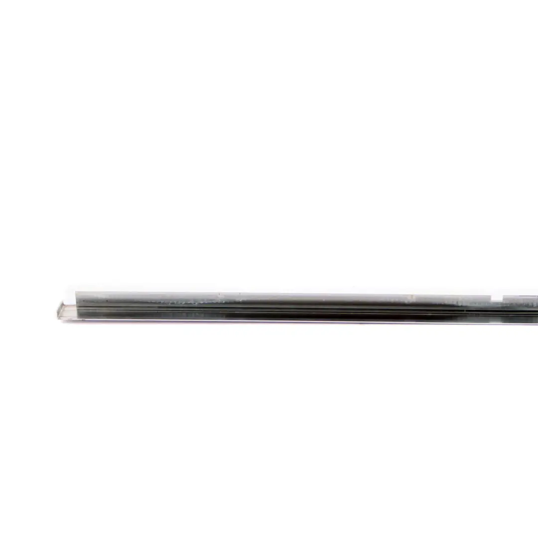 Finestra Porta Telaio Posteriore Destro Striscia Alu Opaco per BMW X3 F25 con numero di parte 7220516 BMW X3 F25 Finestra Porta Telaio Posteriore Destro Striscia Alu Opaco - SKU 7220516 - Numero di parte 7220516