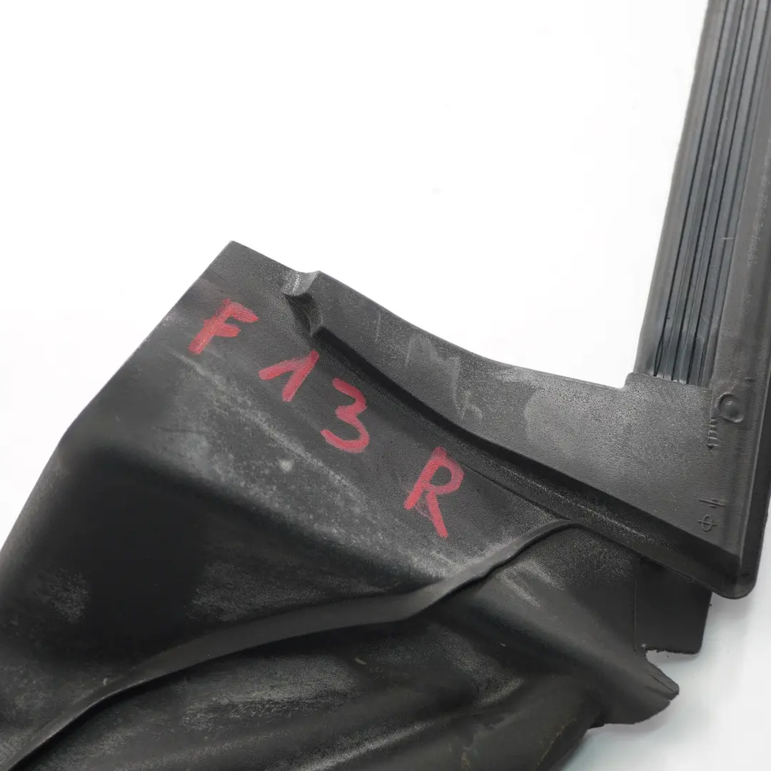  Guarnizione finestrino BMW F12 F13 Canale porta anteriore destro gomma - SKU 7221178 - Numero di parte 7221178
