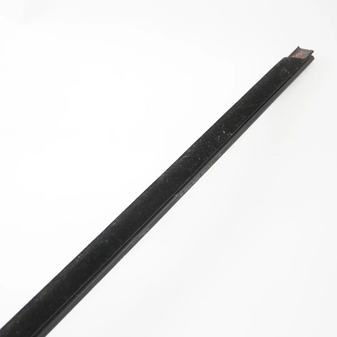 Cache Canal Porte Extérieure Avant Gauche Brillant pour BMW F12 F13 à propos du numéro de pièce 7221315 BMW F12 F13 Cache Canal Porte Extérieure Avant Gauche Brillant - SKU 7221315 - Numéro de pièce 7221315