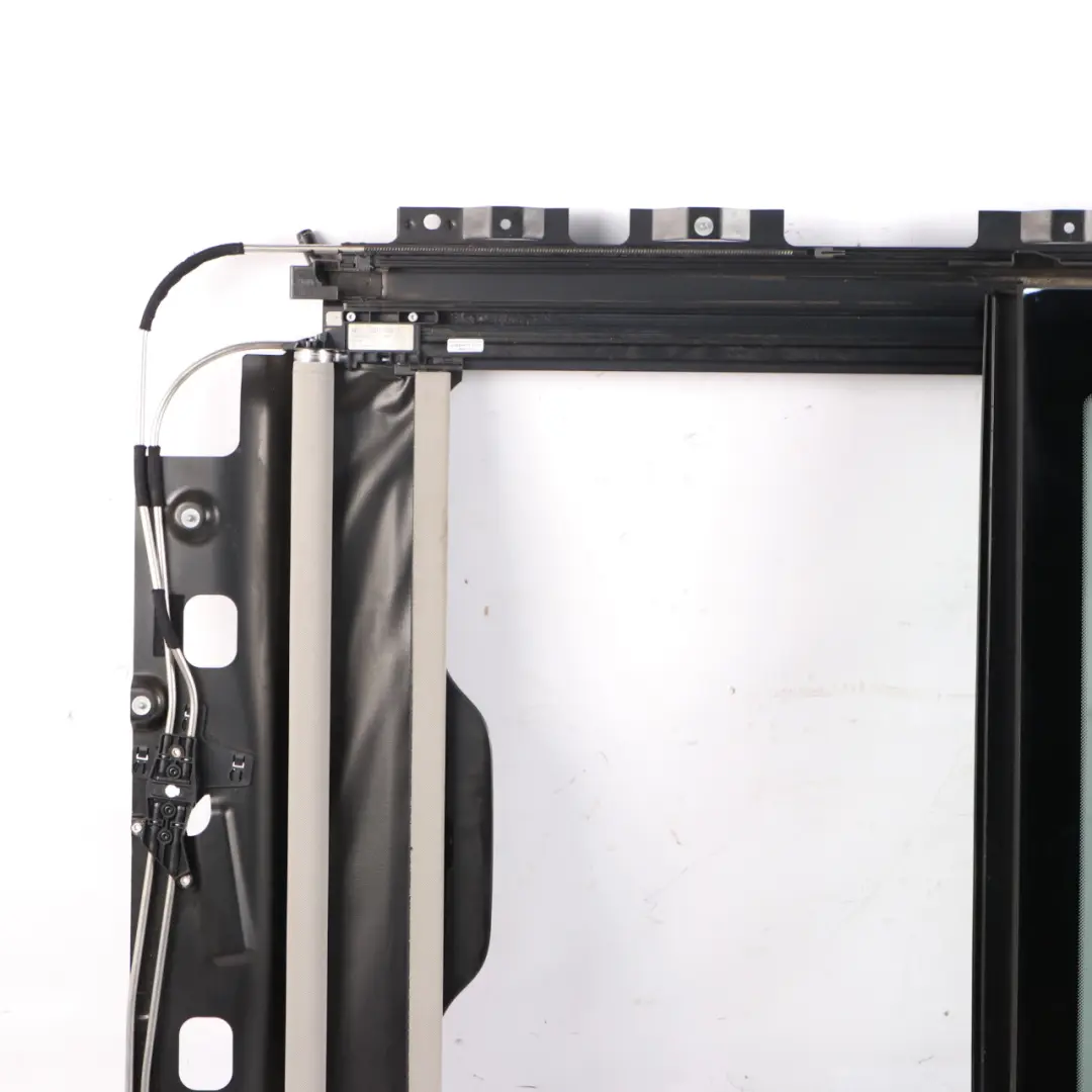 Electrical Panoramic Roof Panorama Glass Sliding Sunroof Everest Grey to BMW F07 with Part number 7221363 BMW F07 Electrical Panoramic Roof Panorama Glass Sliding Sunroof Everest Grey - SKU 7221363 - Part number 7221363