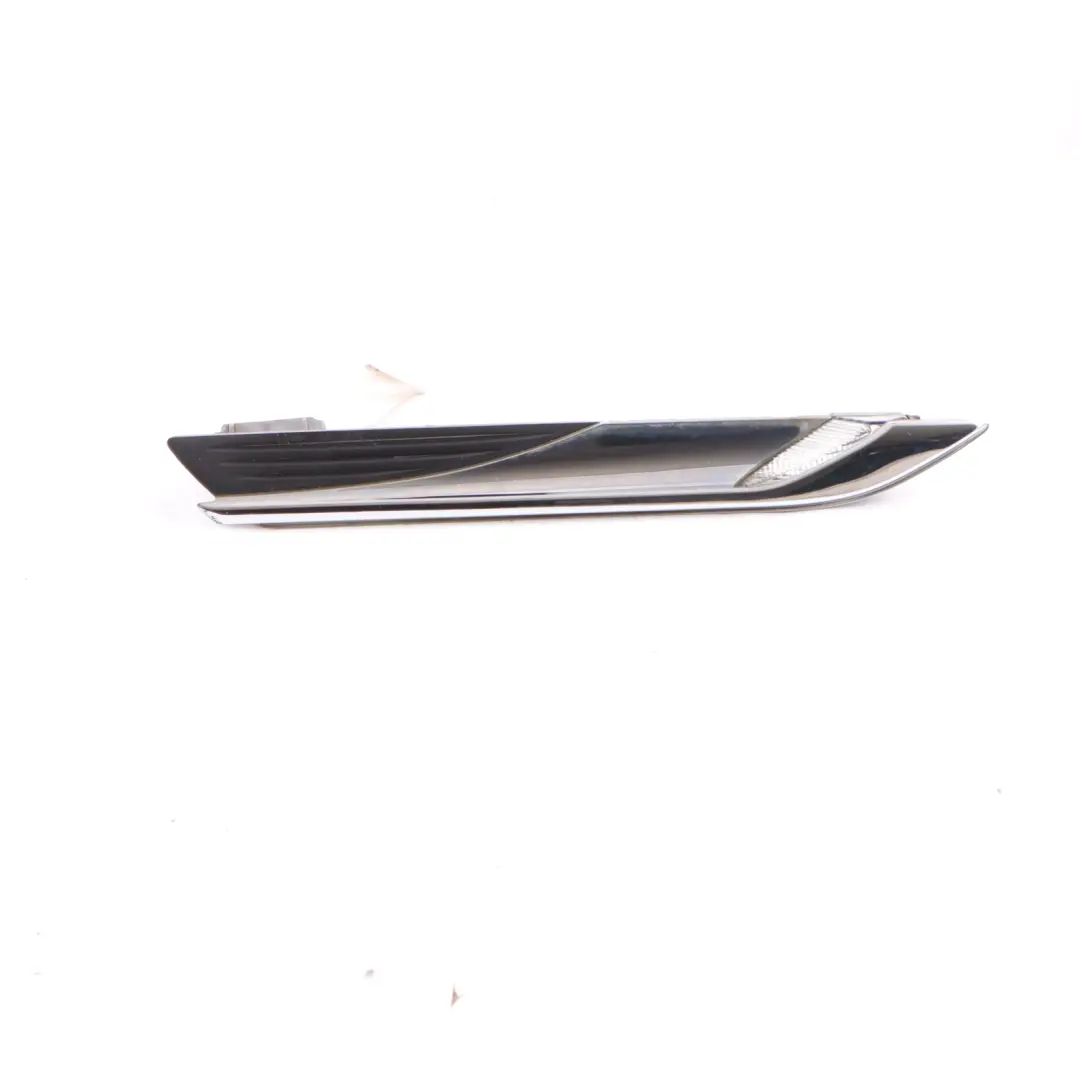 Indicatore Laterale Parafango Segnale Direzione Luce Destra per BMW F12 F13 con numero di parte 7221860 BMW F12 F13 Indicatore Laterale Parafango Segnale Direzione Luce Destra - SKU 7221860-1 - Numero di parte 7221860