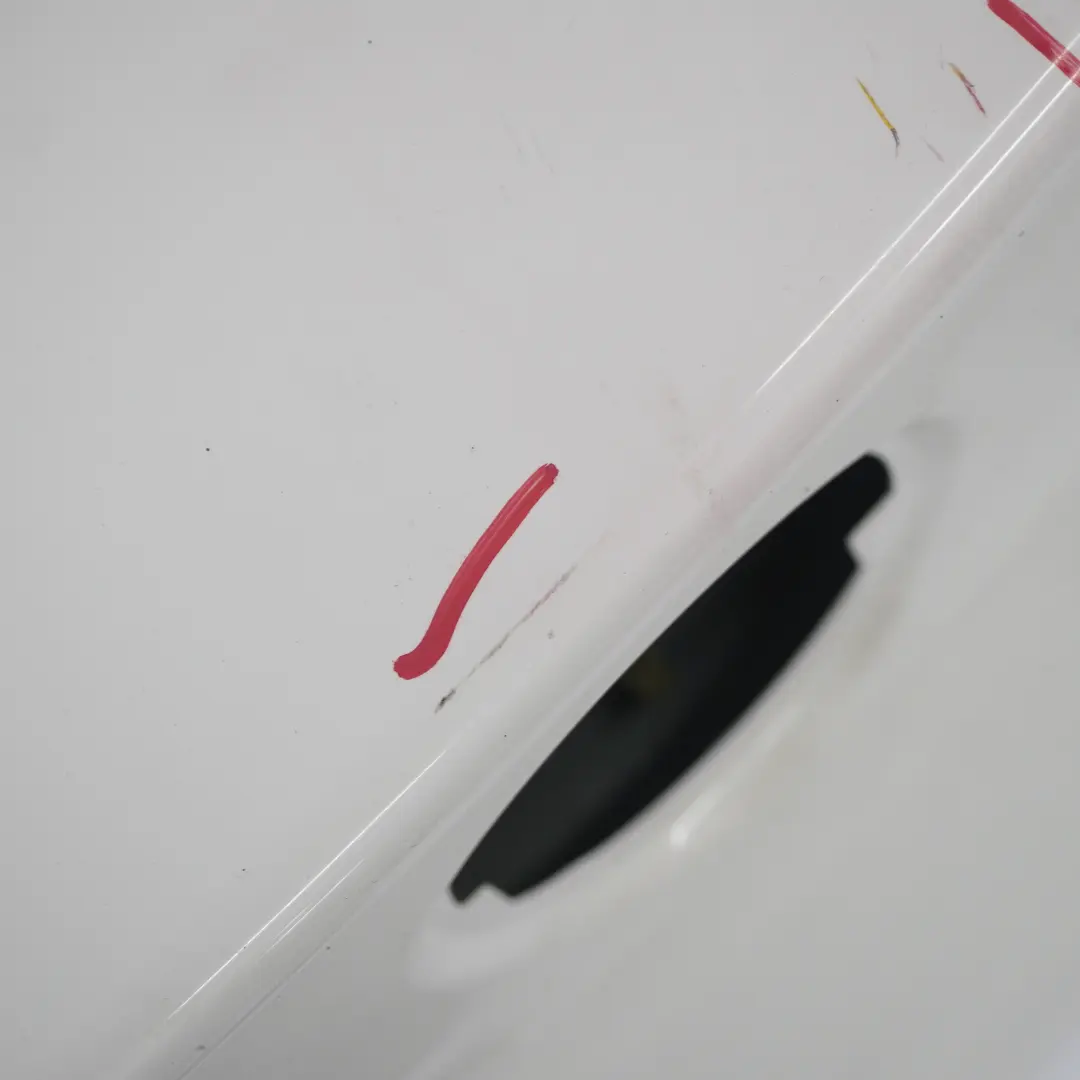 Klapa Bagażnika Alpinweiss - 300 do BMW Z4 E89 o numerze 7222079 BMW Z4 E89 Klapa Bagażnika Alpinweiss - 300 - SKU 7222079-AW - Numer Części 7222079